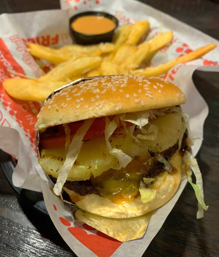 RED ROBIN GOURMET BURGERS AND BREWS 132 Photos & 127 Reviews 3601 S