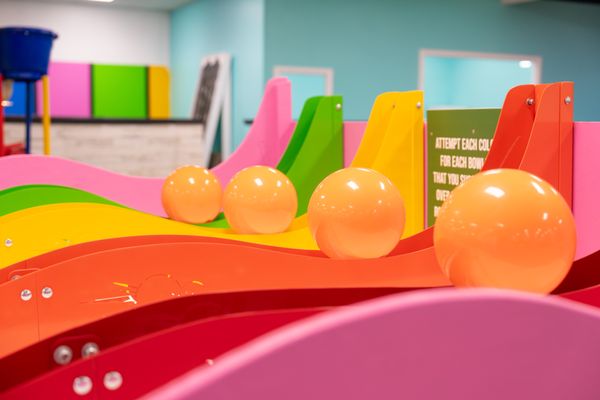 The Green Course - The Green Course inlcudes wacky and challenging holes like Mouse Trap, Giant Half Pipe, Pool Table, and TETRIS to name a few.