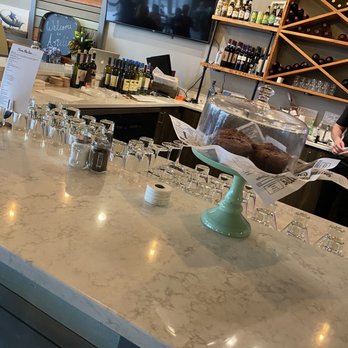 Amelia's - Bar area - Breakfast & Brunch Near Me - Ocean Isle Beach, North Carolina Amelia's - Bar area - Breakfast & Brunch Near Me - Ocean Isle Beach, North Carolina