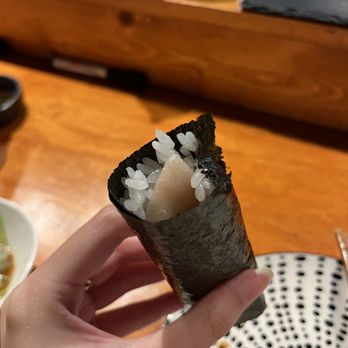 Yuki Handroll Bar - Yellowtail Handroll (Daily Special) - Sushi Bars Near Me - Austin, Texas Yuki Handroll Bar - Yellowtail Handroll (Daily Special) - Sushi Bars Near Me - Austin, Texas