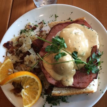 Plums Cafe - Breakfast & Brunch Near Me - Costa Mesa, California