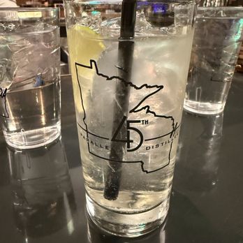 45th Parallel Distillery - Gin and tonic ice w/lime - Pizza Near Me - New Richmond, Wisconsin