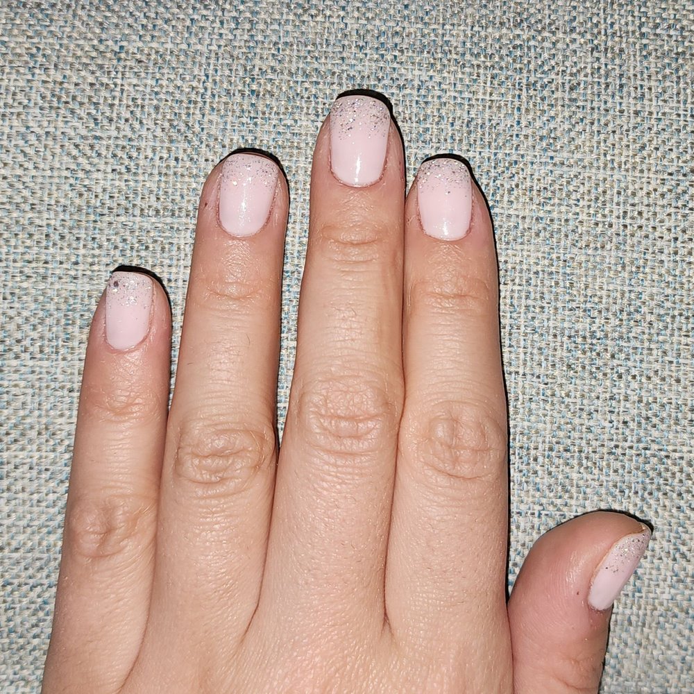 Natural Nail Care near Me: Ultimate Guide to Healthy Nails Today