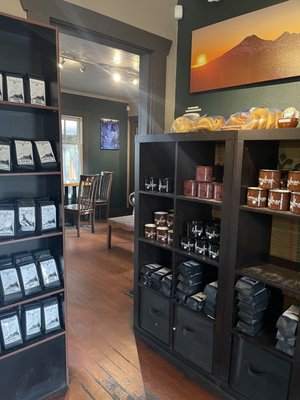 Watershed Coffee Roasters (formerly Looney Bean Bend) by null