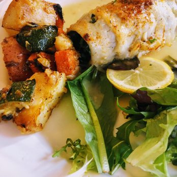 Villa Vittoria - Flounder wrapped in spinach - Italian Near Me - Brick, New Jersey