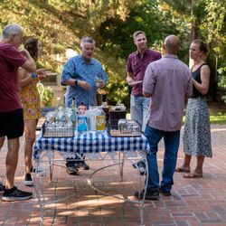 Rankin Ranch - Visit with other guests at the "Patio Party" before dinner each evening. We supply the chips and dip BYOB.