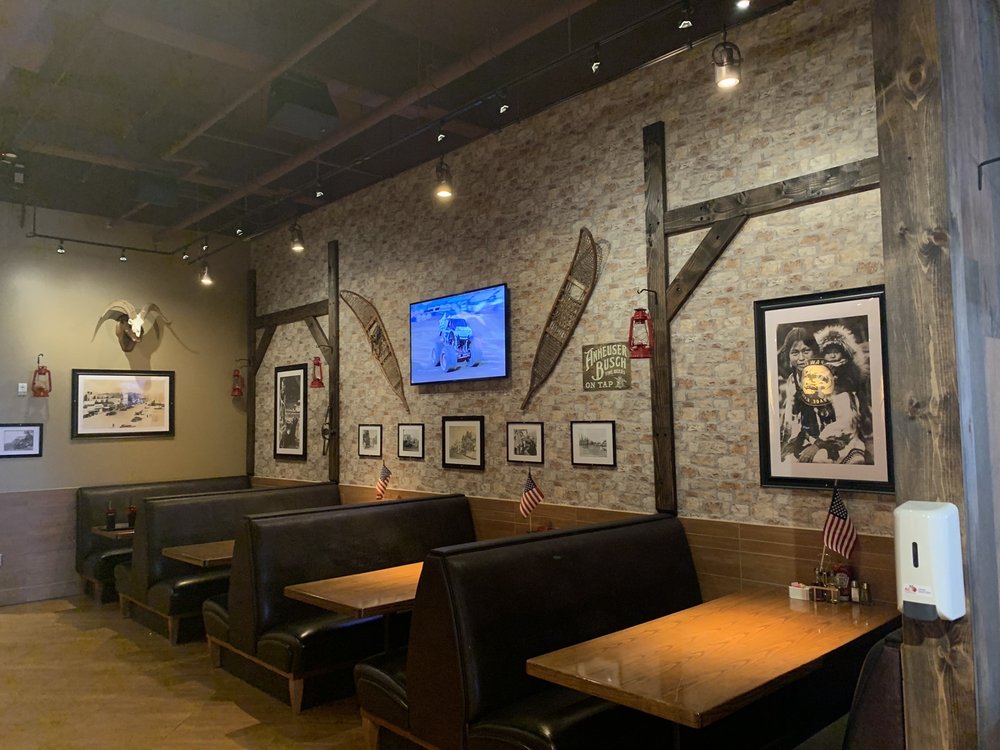 The Bear Paw Bar & Grill