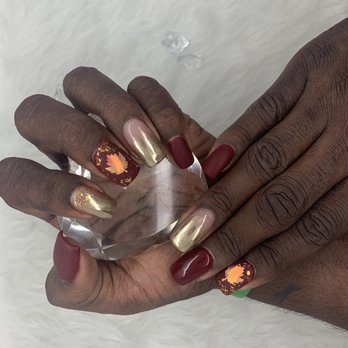 GLO Nail Bar - Nail Salons Near Me - Costa Mesa, California GLO Nail Bar - Nail Salons Near Me - Costa Mesa, California