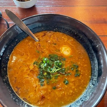 Rangoon Burmese Kitchen - Moh Hin Ga (Fish Chowder Noodle Soup) - Burmese Near Me - Honolulu, Hawaii Rangoon Burmese Kitchen - Moh Hin Ga (Fish Chowder Noodle Soup) - Burmese Near Me - Honolulu, Hawaii