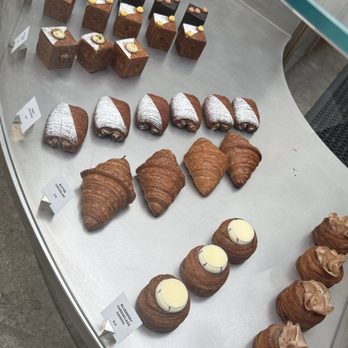 Ellipsis - Pastry - Cafes Near Me - Vancouver, British Columbia