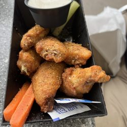The Lakeside Landing Kitchen + Bar - Chicken wings.