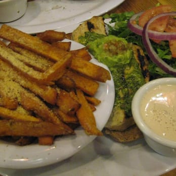 Veggie Grill by Next Level - Grillin' Chickin' w/ Sweetheart Fries - Sandwiches Near Me - El Segundo, California Veggie Grill by Next Level - Grillin' Chickin' w/ Sweetheart Fries - Sandwiches Near Me - El Segundo, California