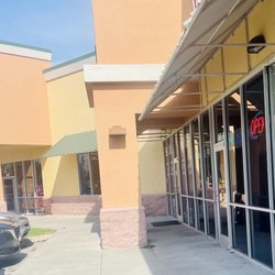 Passion Nails & Spa - Outside of "business" don't go there!!
