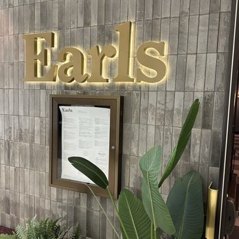 Earls Kitchen + Bar - Canadian (New) Near Me - Toronto, Ontario