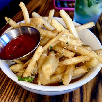 Blind Tiger Pub - Parmesan fries - American Near Me - Charleston, South Carolina