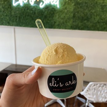 Eli's Ark - Mango kiddie scoop - Gelato Near Me - Chicago, Illinois