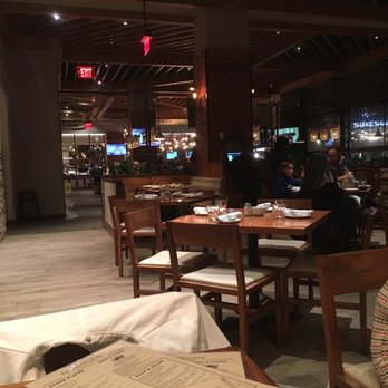 Barrel & Bushel - Bars Near Me - Tysons Corner, Virginia