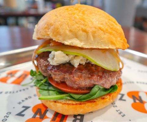 Bunz Handcrafted Burgers by null