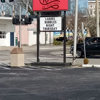 Craft on Colley - Outside sign - New American Near Me - Norfolk, Virginia