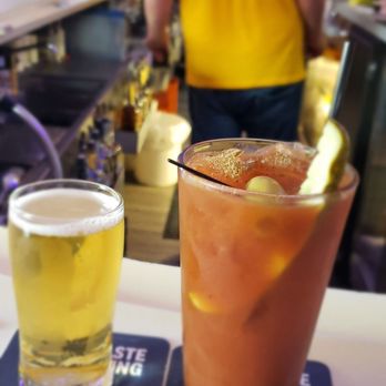 Shelbys National Tap - Sports Bars Near Me - West Allis, Wisconsin