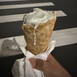 Double Fold Vanilla and Sea Salt with Caramel Ribbons Double Fold Vanilla and Sea Salt with Caramel Ribbons
