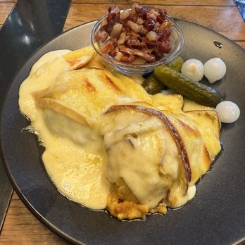 Raclette Factory - Swiss Food Near Me - Zürich, ZH Raclette Factory - Swiss Food Near Me - Zürich, ZH