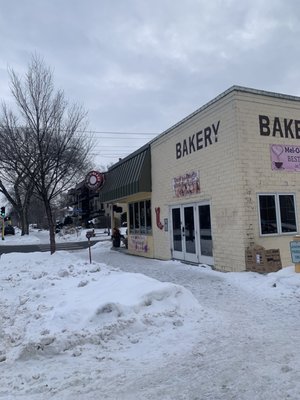 Mel-O-Glaze Bakery by null