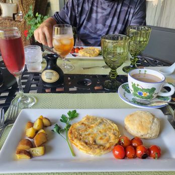 Stonehurst Place - Delicious breakfast prepared by Chef Jason! - Bed & Breakfast Near Me - Atlanta, Georgia Stonehurst Place - Delicious breakfast prepared by Chef Jason! - Bed & Breakfast Near Me - Atlanta, Georgia