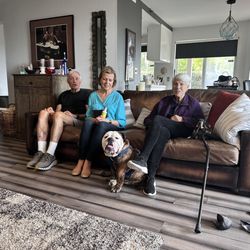 Good Dog For Life - Ziggy with my family who came to visit after our session with Sabrina.