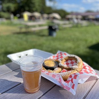 THE FARM BREWERY AT BROAD RUN - Updated October 2025 - 176 Photos & 148