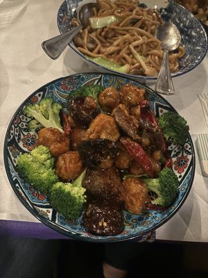 Laughing Buddha Vegetarian Bistro 福林素食 by null