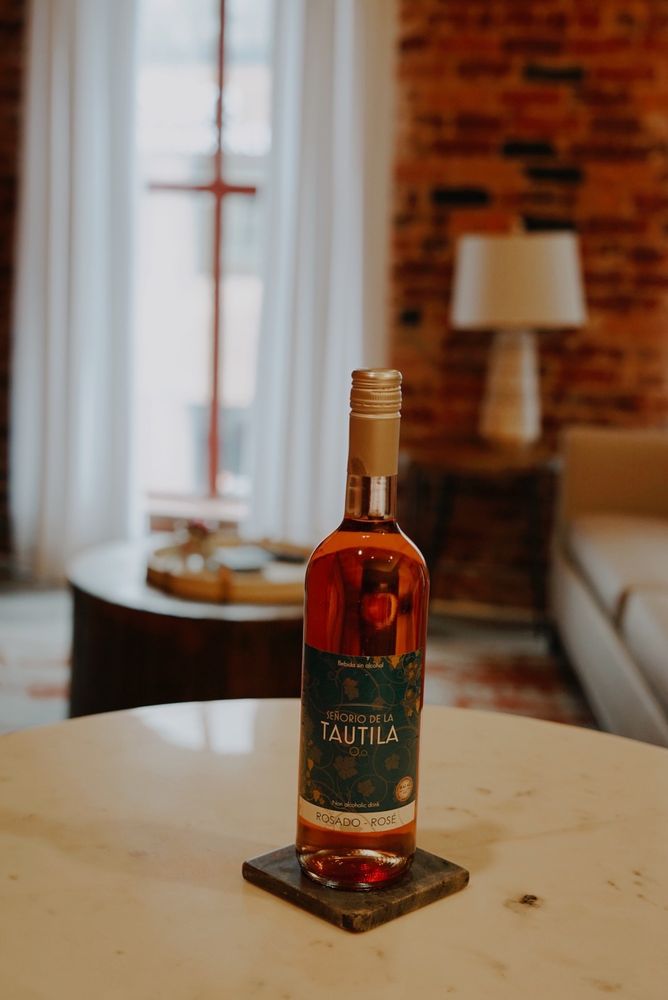 THREE TRAILS Updated August 2024 57 Photos 101 W Main St, Elkin, North Carolina Vacation