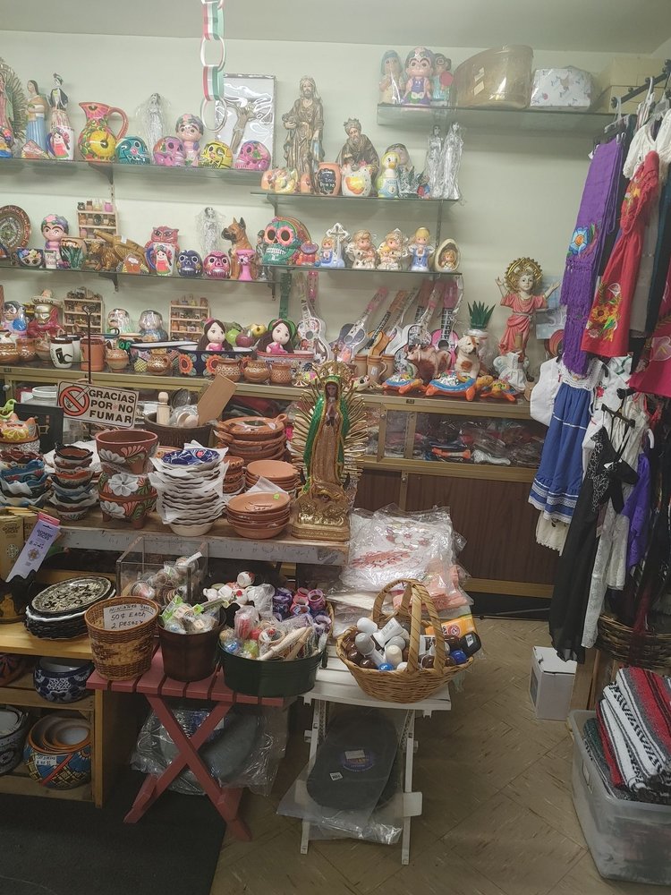 Chela's Gift Shop