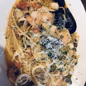 Tresino's - Linguine Tutto Mare - Italian Near Me - Wildomar, California Tresino's - Linguine Tutto Mare - Italian Near Me - Wildomar, California