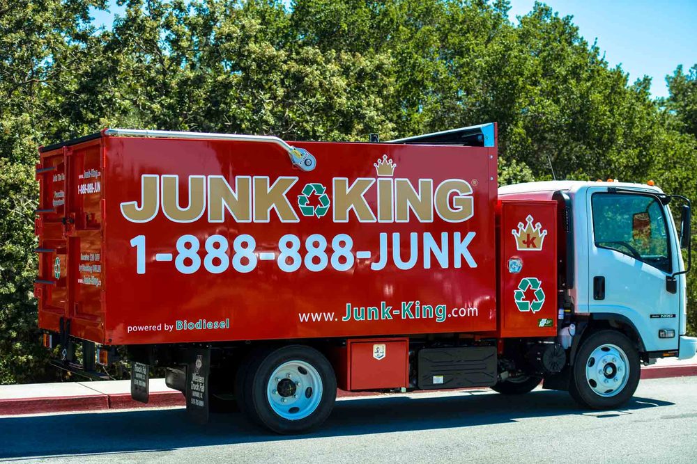 JUNK KING DES MOINES Updated October 2024 Request a Quote 39
