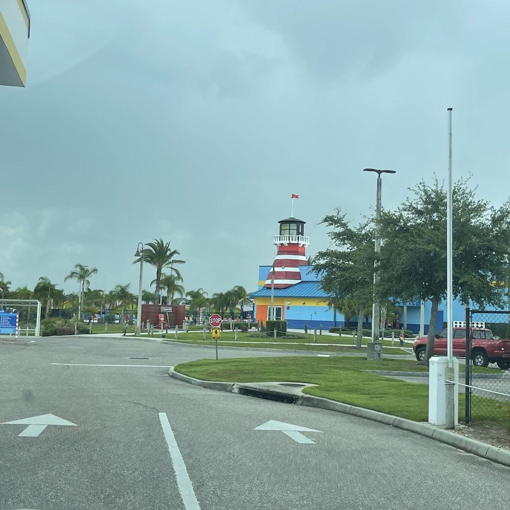 Legoland Beach Retreat - Hotels Near Me - Winter Haven, Florida