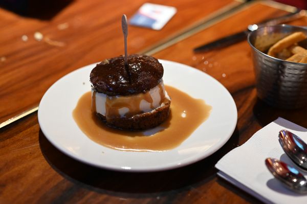 Gordon Ramsay Burger Flamingo by null Gordon Ramsay Burger Flamingo by null