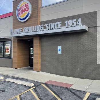 Burger King - the entrance to the restaurant - Burgers Near Me - Joliet, Illinois Burger King - the entrance to the restaurant - Burgers Near Me - Joliet, Illinois