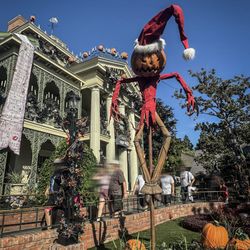 Haunted Mansion - Halloween Season (2026)