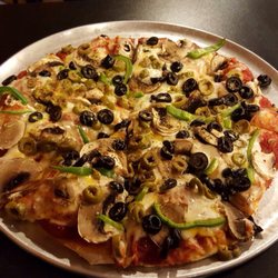 Outlaw Pizza - Awesome veggie pizza