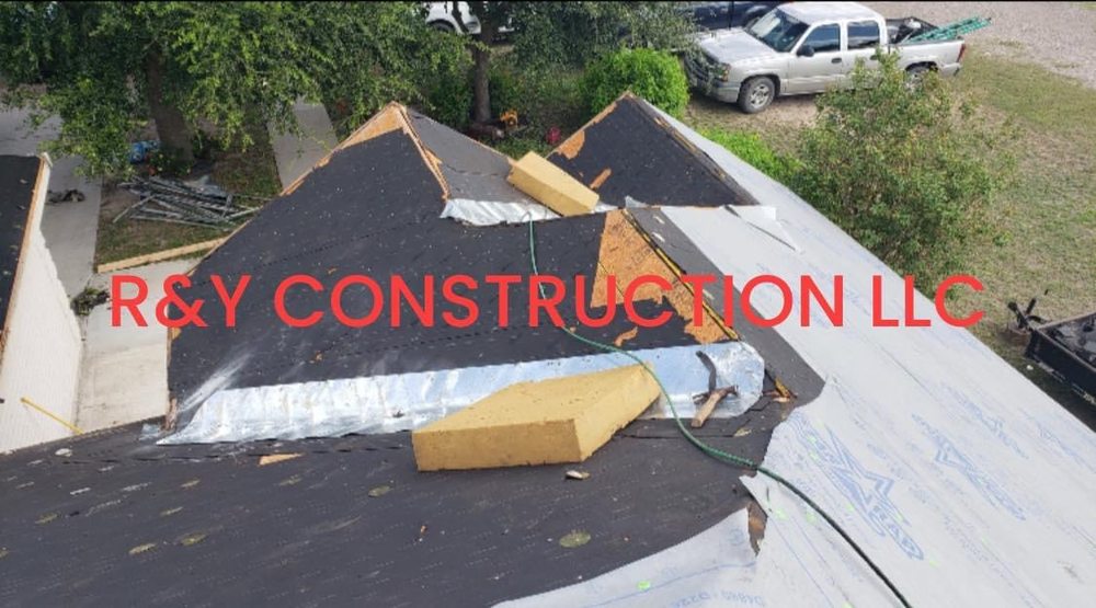 Slide of R&Y Construction