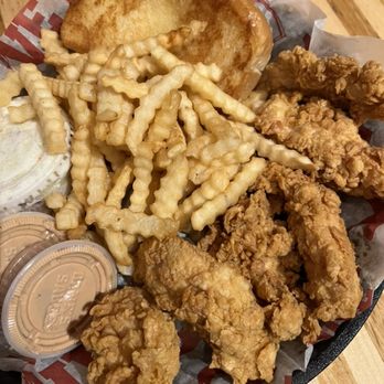 Raising Cane's Chicken Fingers - Fast Food Near Me - Long Beach, California Raising Cane's Chicken Fingers - Fast Food Near Me - Long Beach, California
