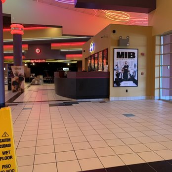 Regal Downingtown - Cinema Near Me - Downingtown, Pennsylvania