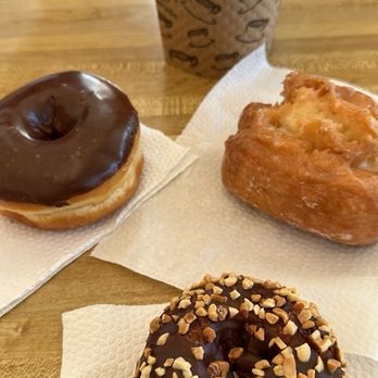 Donut King - Breakfast - Donuts Near Me - Pleasanton, California