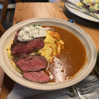 Between Us - Curry Hamburg with steak substitute - Breakfast & Brunch Near Me - San Diego, California