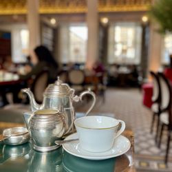 Colonnades - Tea