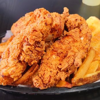 Strips N' Dips - 4 piece Chicken Tenders Combo - Chicken Shop Near Me - Inglewood, California