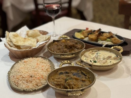 New Delhi Restaurant & Bar by null