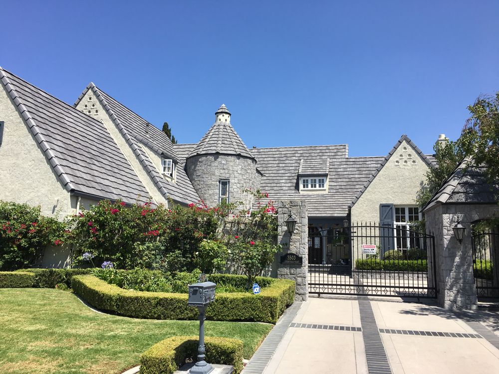 Slide of TG Roofing and Roof Removal