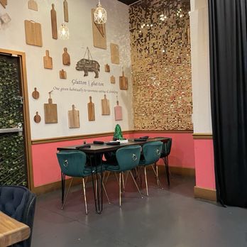 The Guilt Free Glutton - Dining area inside - New American Near Me - Las Vegas, Nevada